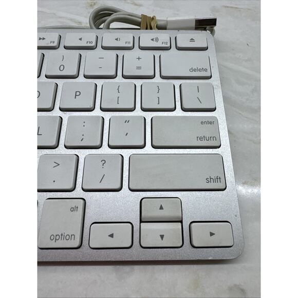 Genuine Apple A1242 Wired White Silver USB Keyboard for iMac Mac Mini Mac Tested - Picture 4 of 9